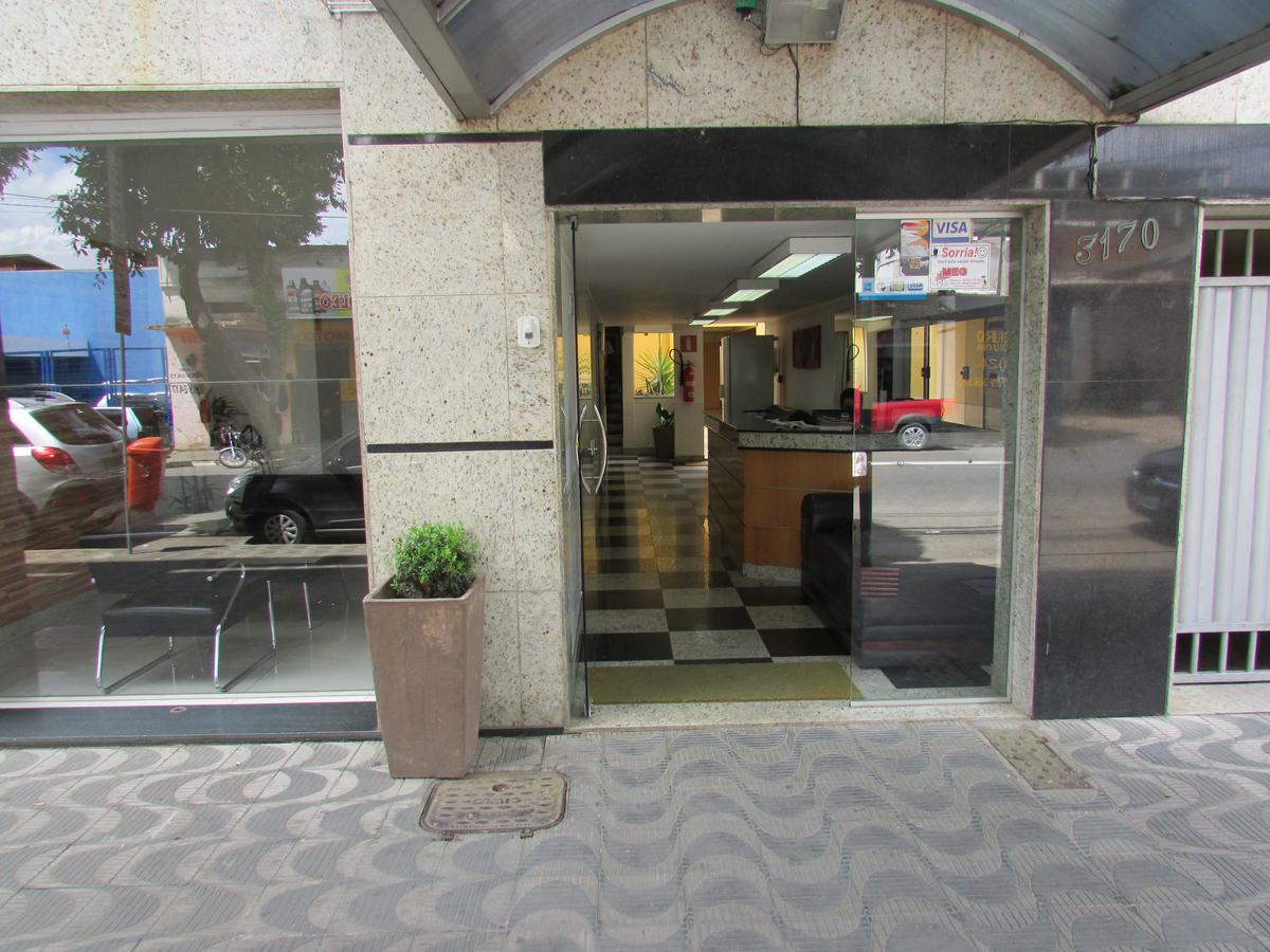 Hotel Oitis Governador Valadares Esterno foto