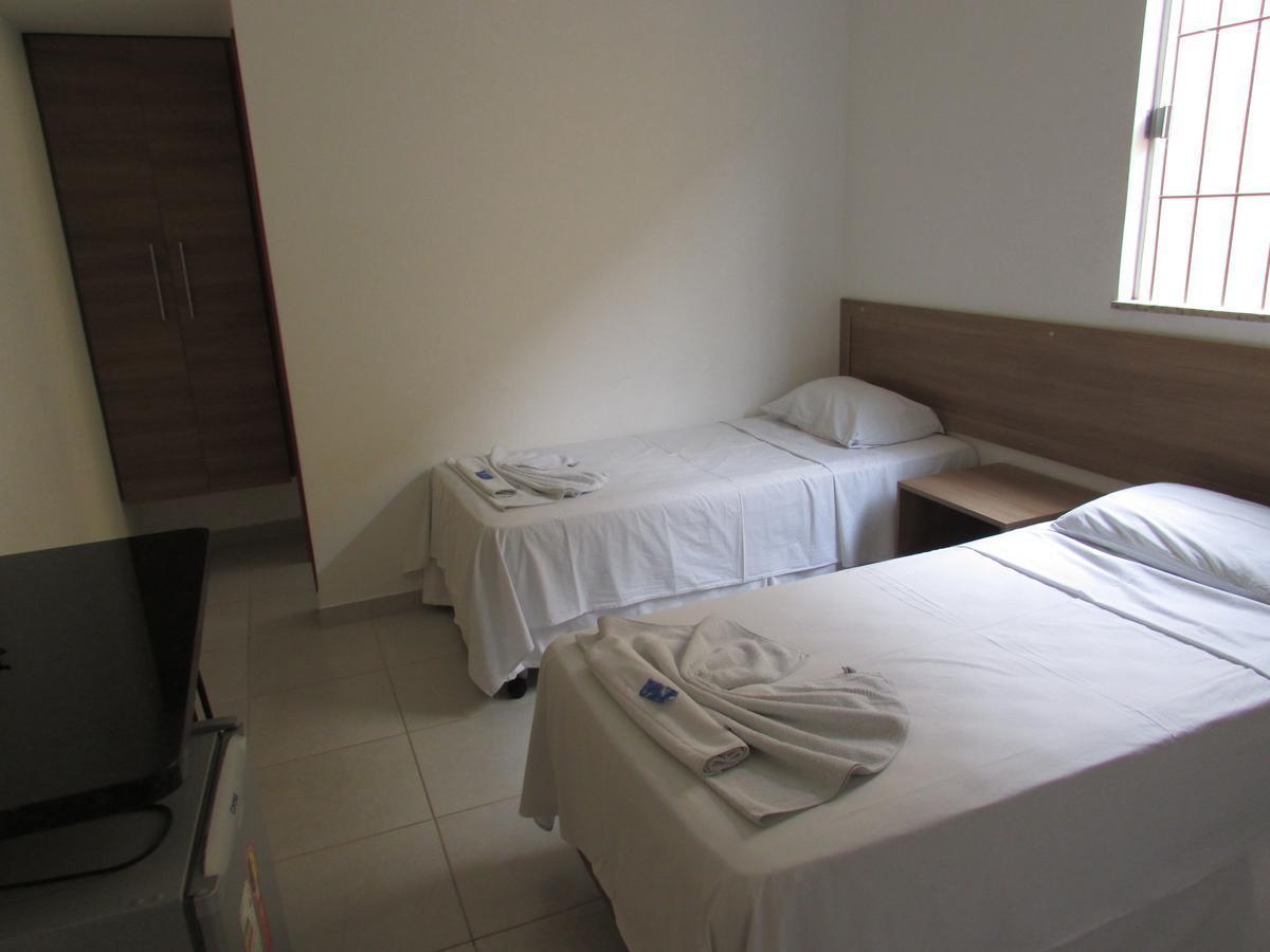 Hotel Oitis Governador Valadares Esterno foto
