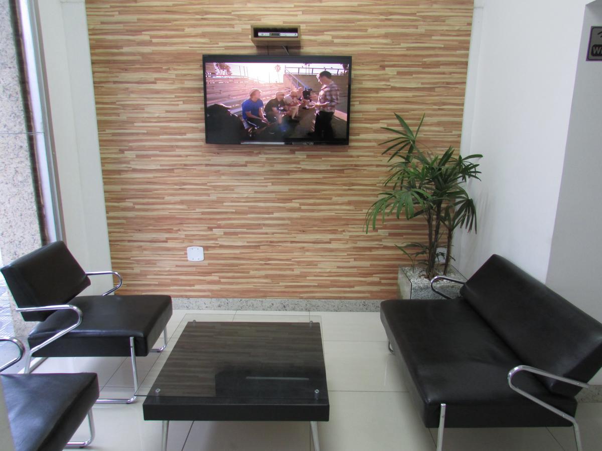 Hotel Oitis Governador Valadares Esterno foto